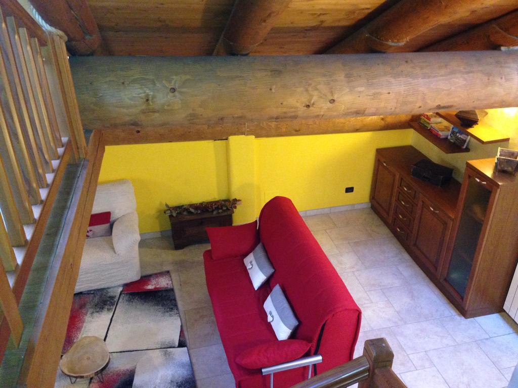 Maison Des Challant Challand Saint Victor Εξωτερικό φωτογραφία
